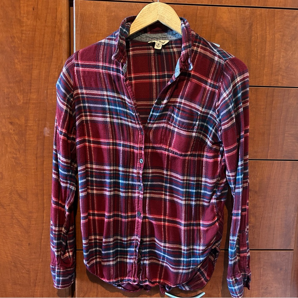 Women's Red Plaid Button-Up Shirt - Picture 8 of 10